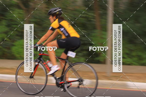 Buy your photos of the eventVSERIES Duathlon & Running on Fotop