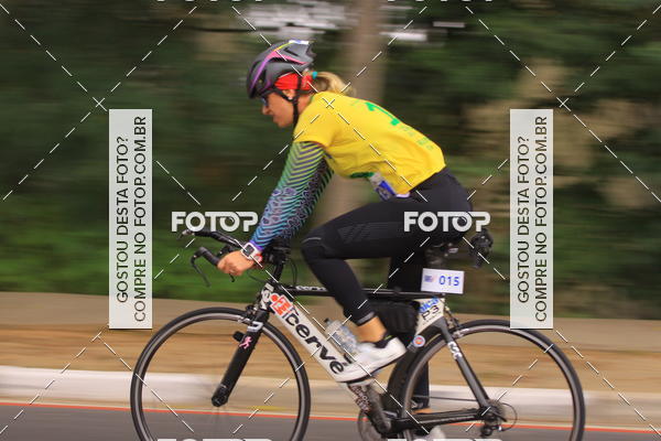 Buy your photos of the eventVSERIES Duathlon & Running on Fotop