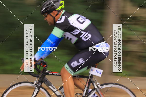 Buy your photos of the eventVSERIES Duathlon & Running on Fotop