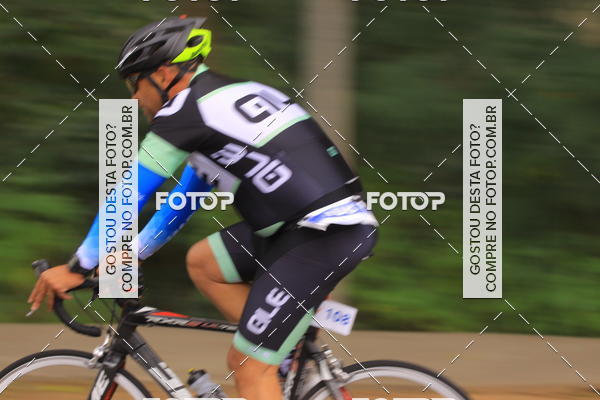 Buy your photos of the eventVSERIES Duathlon & Running on Fotop