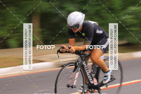 Buy your photos of the eventVSERIES Duathlon & Running on Fotop