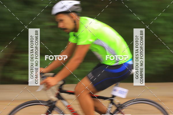 Buy your photos of the eventVSERIES Duathlon & Running on Fotop