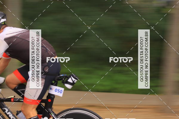 Buy your photos of the eventVSERIES Duathlon & Running on Fotop