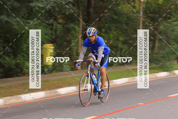 Buy your photos of the eventVSERIES Duathlon & Running on Fotop