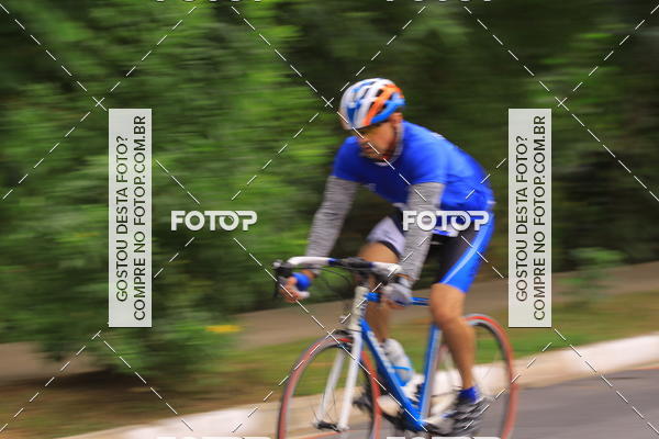 Buy your photos of the eventVSERIES Duathlon & Running on Fotop