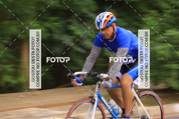 Buy your photos of the eventVSERIES Duathlon & Running on Fotop