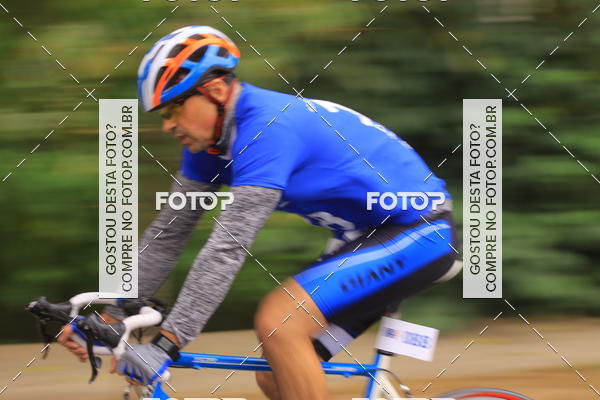 Buy your photos of the eventVSERIES Duathlon & Running on Fotop