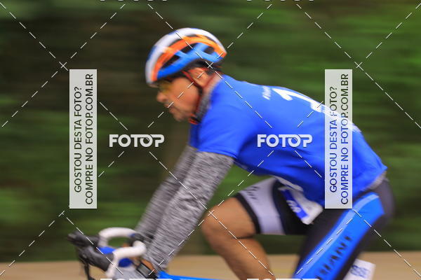 Buy your photos of the eventVSERIES Duathlon & Running on Fotop