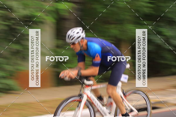 Buy your photos of the eventVSERIES Duathlon & Running on Fotop