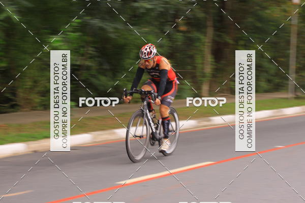 Buy your photos of the eventVSERIES Duathlon & Running on Fotop