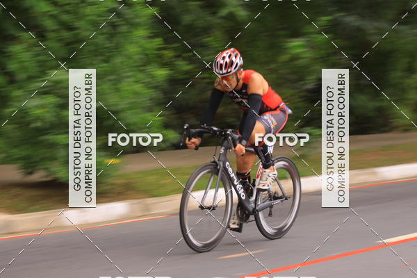 Buy your photos of the eventVSERIES Duathlon & Running on Fotop