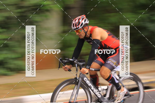 Buy your photos of the eventVSERIES Duathlon & Running on Fotop