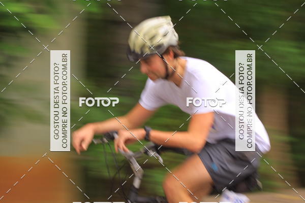 Buy your photos of the eventVSERIES Duathlon & Running on Fotop