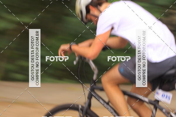 Buy your photos of the eventVSERIES Duathlon & Running on Fotop