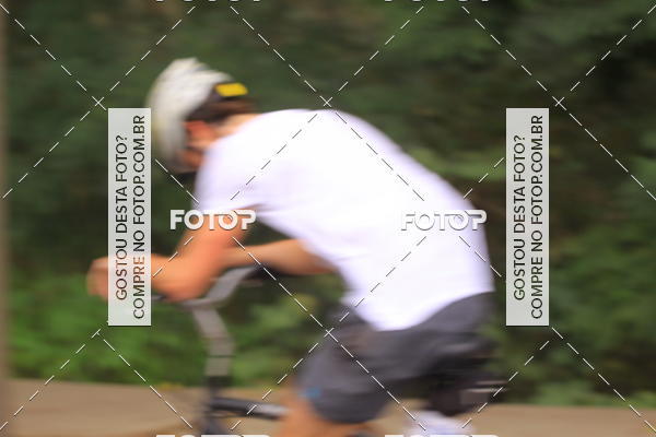 Buy your photos of the eventVSERIES Duathlon & Running on Fotop