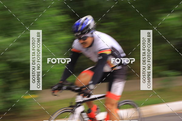 Buy your photos of the eventVSERIES Duathlon & Running on Fotop