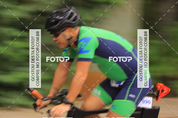 Buy your photos of the eventVSERIES Duathlon & Running on Fotop