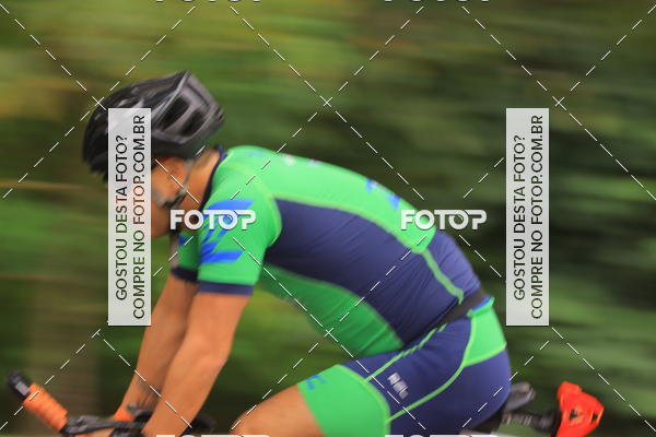 Buy your photos of the eventVSERIES Duathlon & Running on Fotop