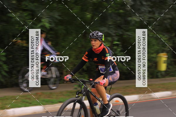 Buy your photos of the eventVSERIES Duathlon & Running on Fotop