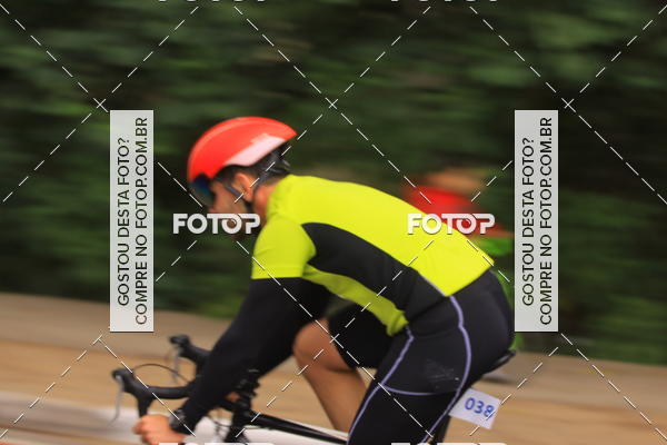 Buy your photos of the eventVSERIES Duathlon & Running on Fotop