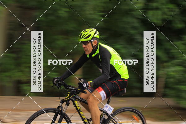 Buy your photos of the eventVSERIES Duathlon & Running on Fotop