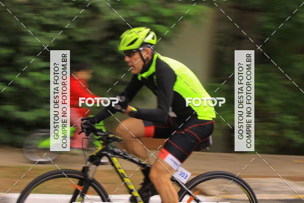 Buy your photos of the eventVSERIES Duathlon & Running on Fotop