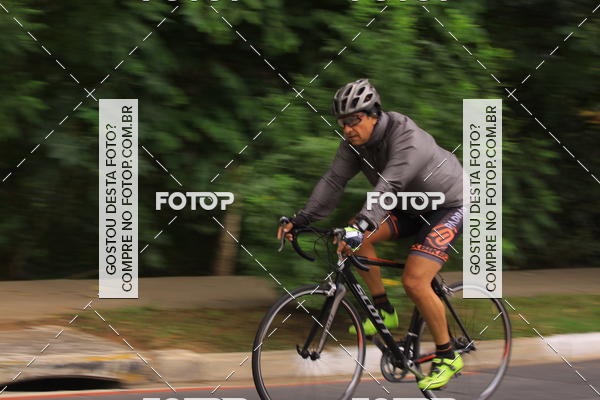 Buy your photos of the eventVSERIES Duathlon & Running on Fotop