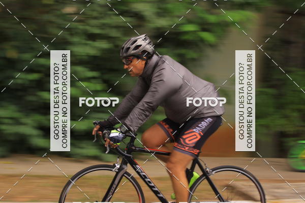 Buy your photos of the eventVSERIES Duathlon & Running on Fotop