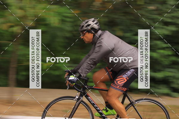 Buy your photos of the eventVSERIES Duathlon & Running on Fotop