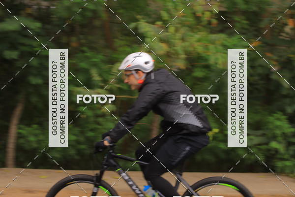Buy your photos of the eventVSERIES Duathlon & Running on Fotop