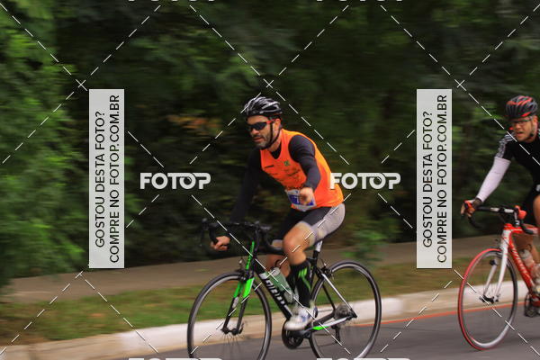 Buy your photos of the eventVSERIES Duathlon & Running on Fotop