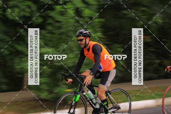 Buy your photos of the eventVSERIES Duathlon & Running on Fotop