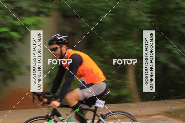 Buy your photos of the eventVSERIES Duathlon & Running on Fotop