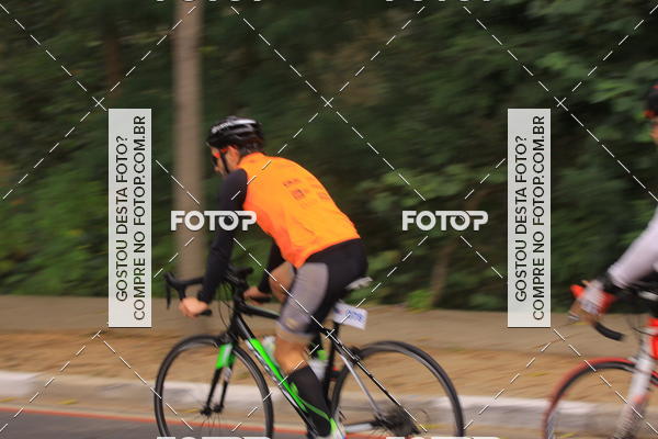 Buy your photos of the eventVSERIES Duathlon & Running on Fotop