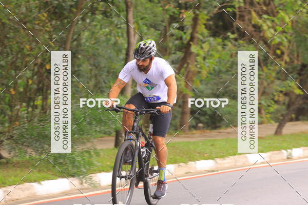 Buy your photos of the eventVSERIES Duathlon & Running on Fotop