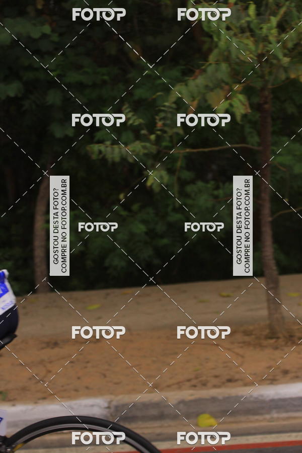 Buy your photos of the eventVSERIES Duathlon & Running on Fotop