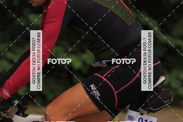 Buy your photos of the eventVSERIES Duathlon & Running on Fotop