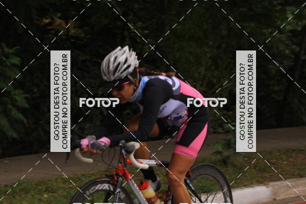 Buy your photos of the eventVSERIES Duathlon & Running on Fotop