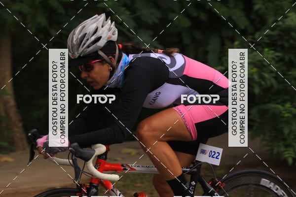 Buy your photos of the eventVSERIES Duathlon & Running on Fotop