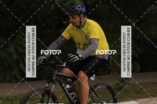 Buy your photos of the eventVSERIES Duathlon & Running on Fotop