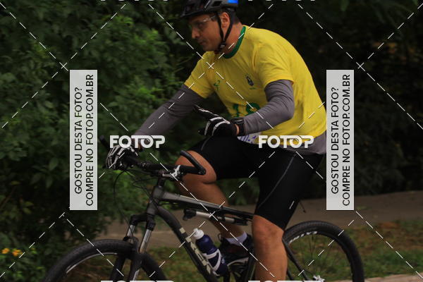 Buy your photos of the eventVSERIES Duathlon & Running on Fotop