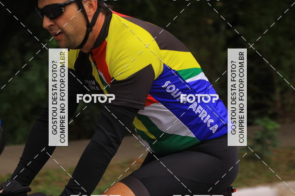 Buy your photos of the eventVSERIES Duathlon & Running on Fotop