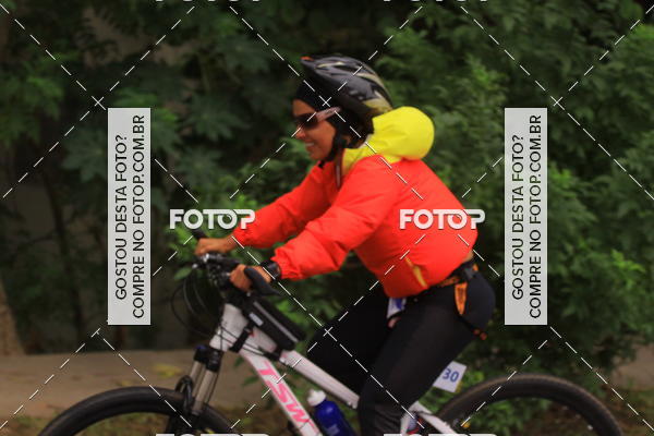 Buy your photos of the eventVSERIES Duathlon & Running on Fotop