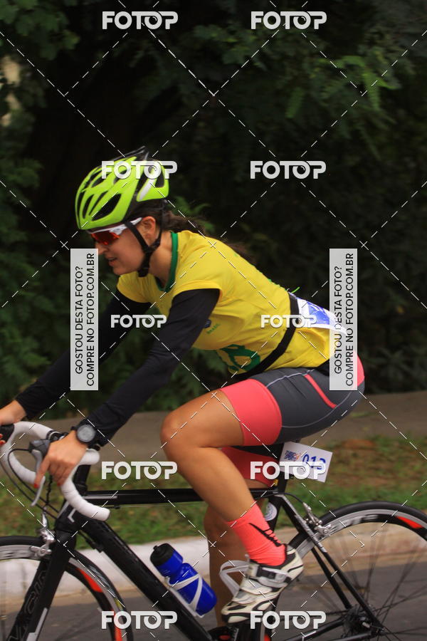 Buy your photos of the eventVSERIES Duathlon & Running on Fotop