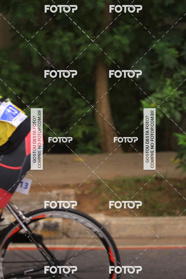 Buy your photos of the eventVSERIES Duathlon & Running on Fotop