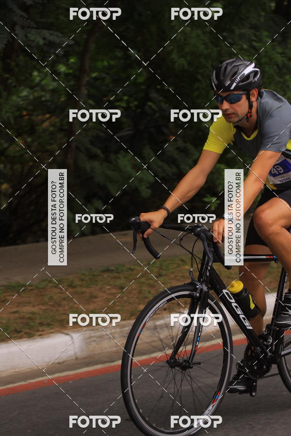 Buy your photos of the eventVSERIES Duathlon & Running on Fotop