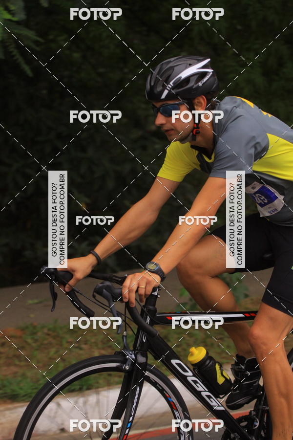 Buy your photos of the eventVSERIES Duathlon & Running on Fotop