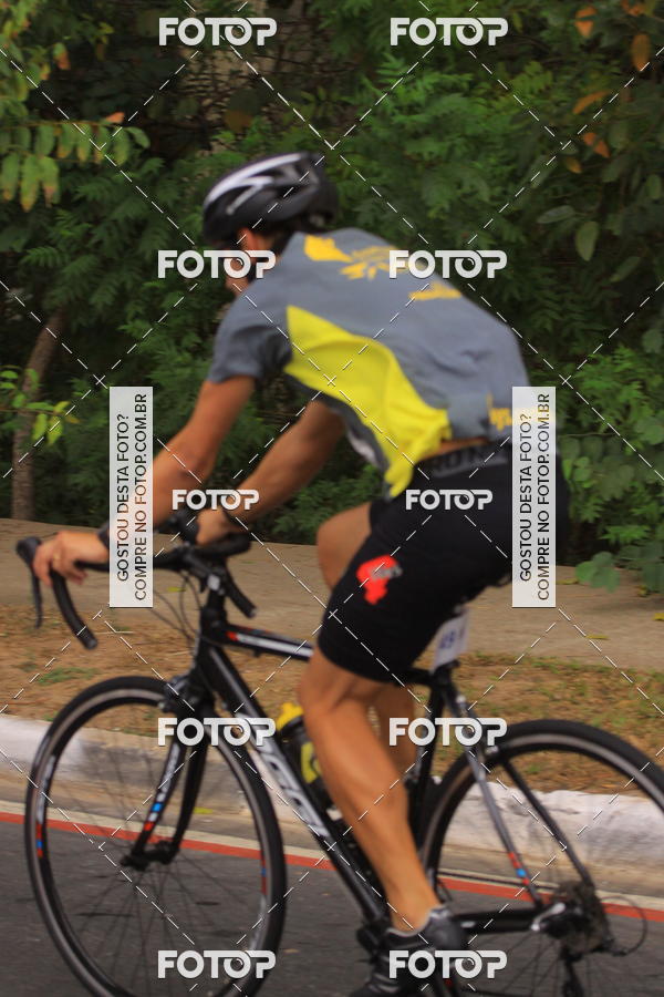 Buy your photos of the eventVSERIES Duathlon & Running on Fotop