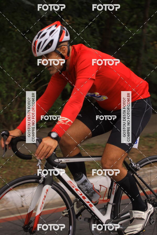 Buy your photos of the eventVSERIES Duathlon & Running on Fotop