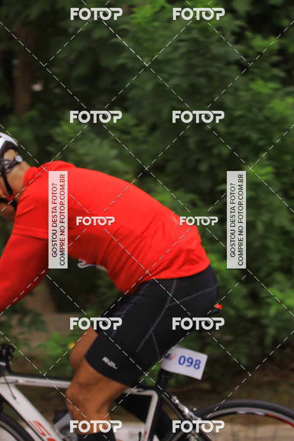 Buy your photos of the eventVSERIES Duathlon & Running on Fotop